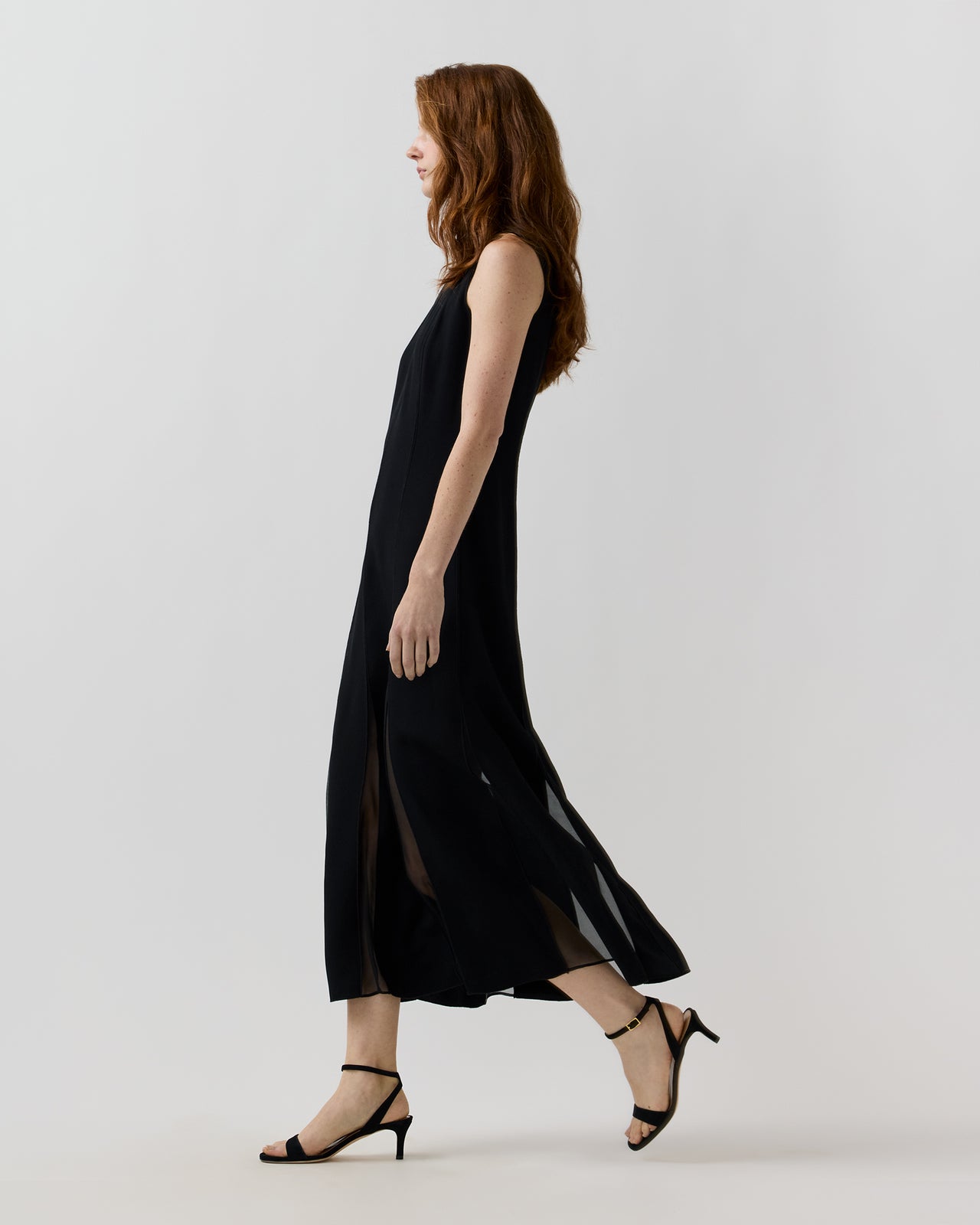 Laure Midi Dress in Noir