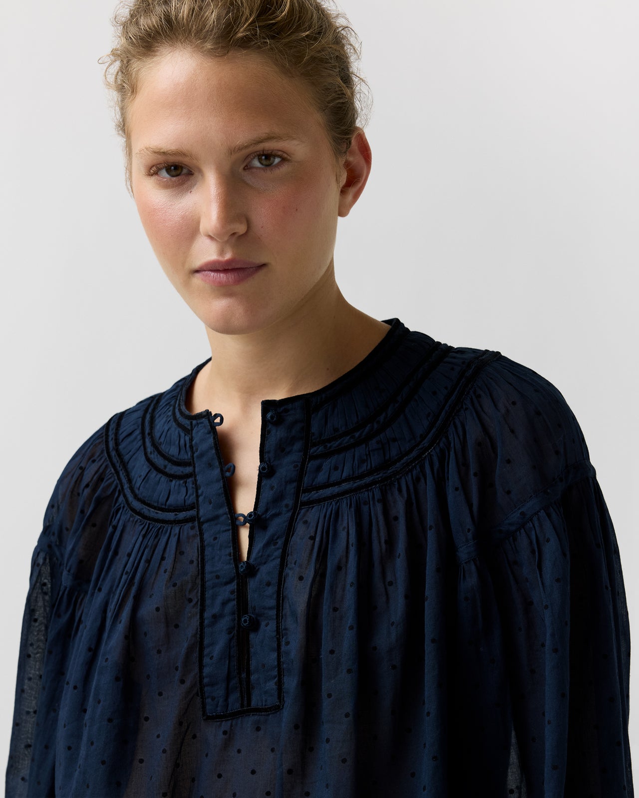 Klara Blouse in Nightfall