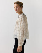 Load image into Gallery viewer, Klara Blouse in Blanc
