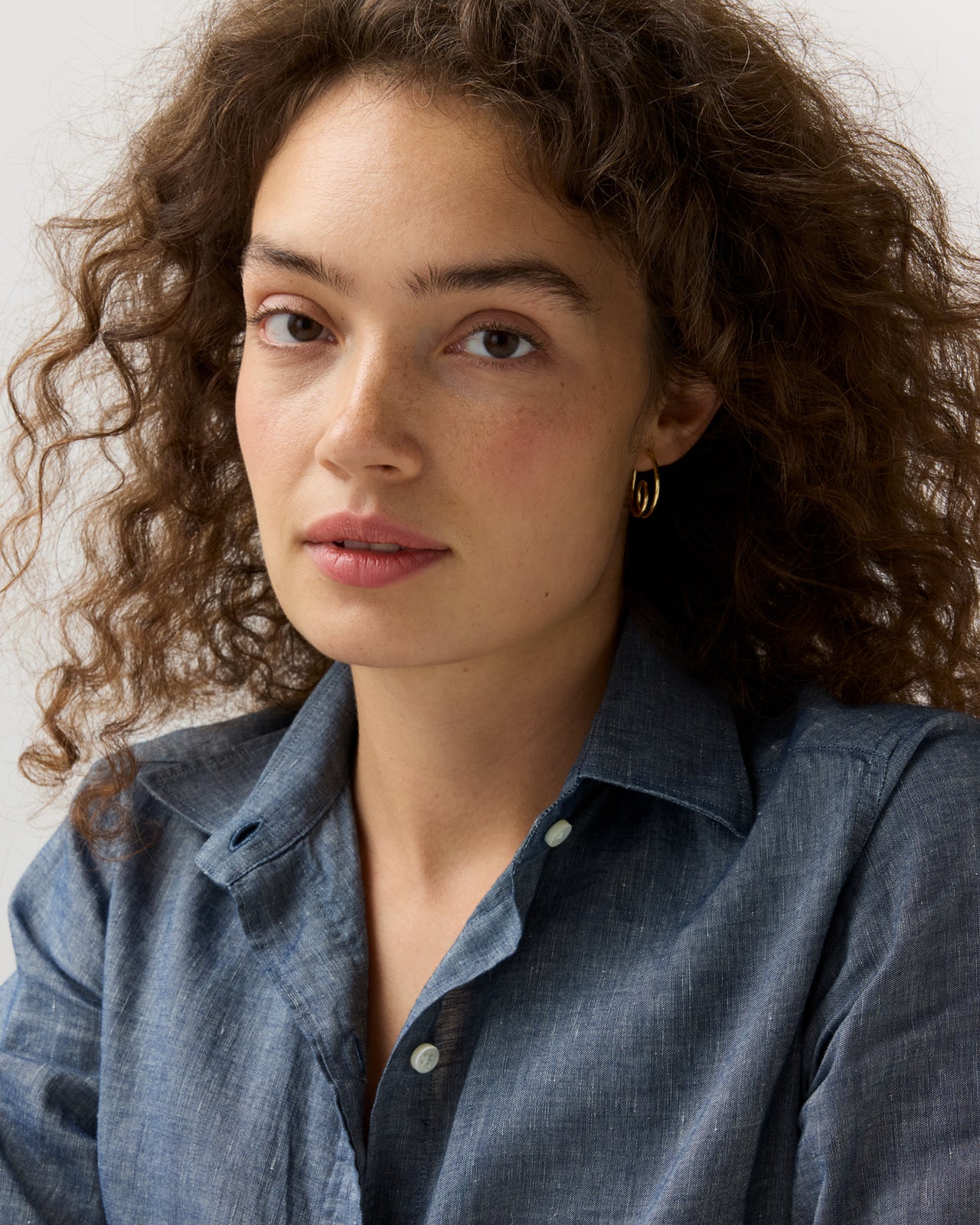 Loop Hoop Earrings in Gold