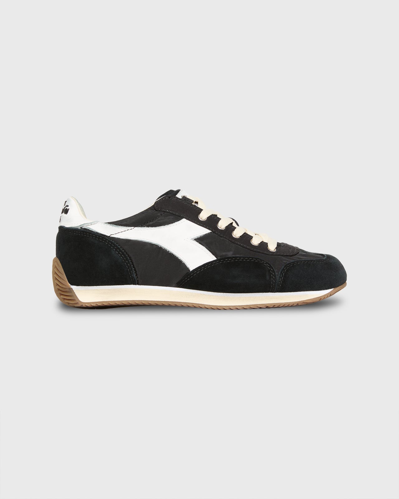 Equipe Vela SW in Black