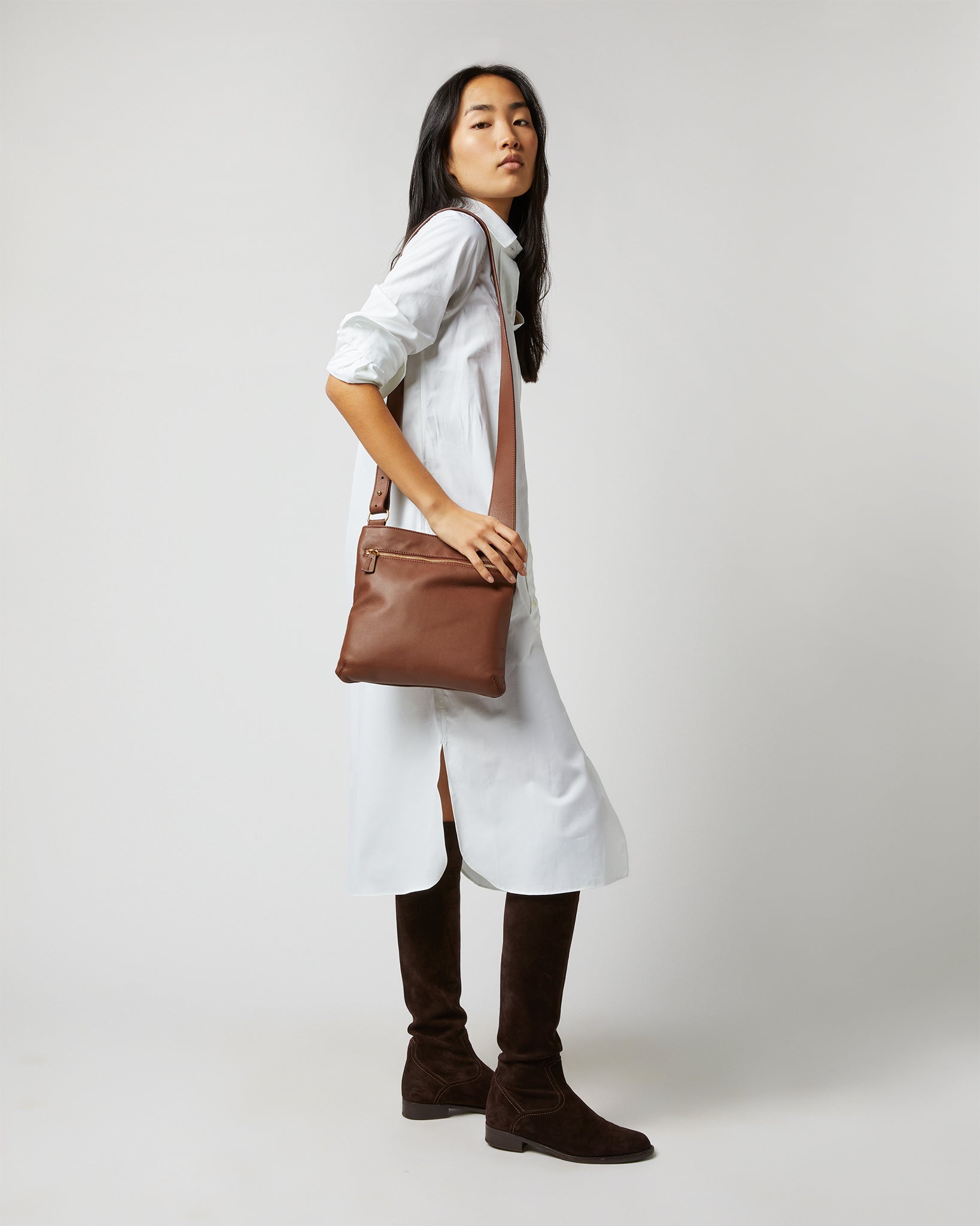 Crossbody Pouch in Brown Leather