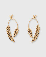 Load image into Gallery viewer, Wheat Earrings in Gold
