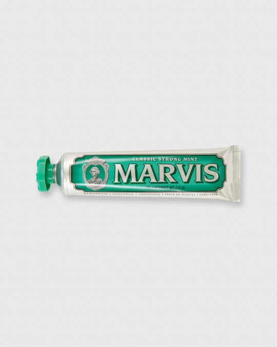 Toothpaste Classic Strong Mint