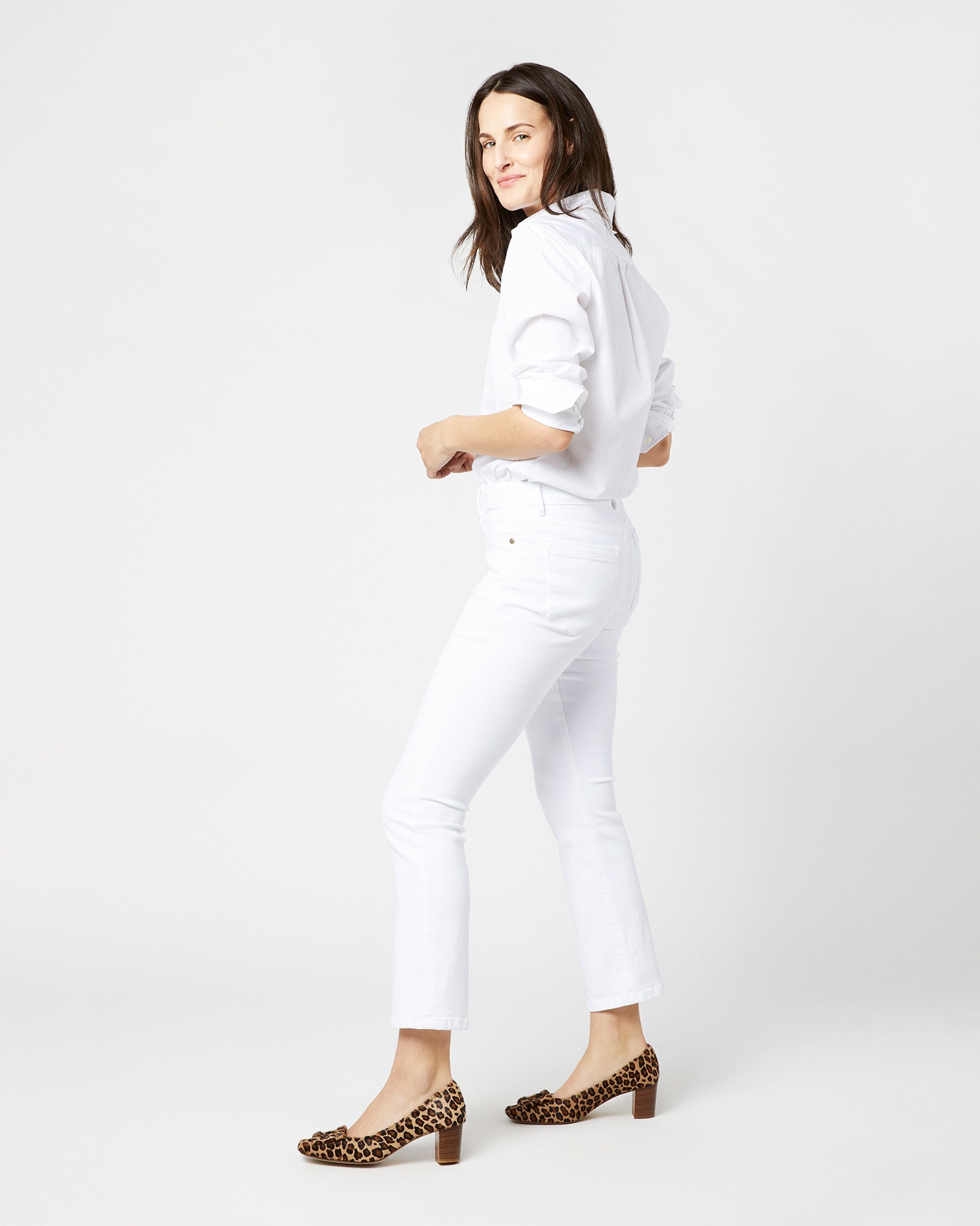 Flare Cropped 5-Pocket Jean in White Stretch Denim