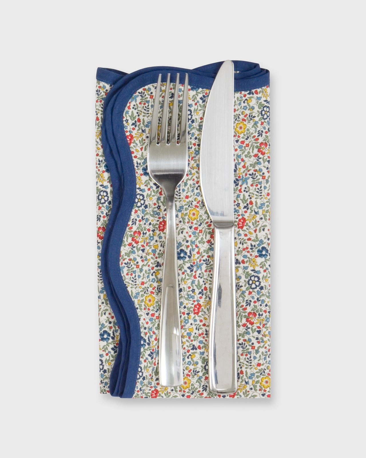 Scallop Edge Napkins (Set of 4) in Red/Blue/Yellow Katie & Millie Liberty Fabric