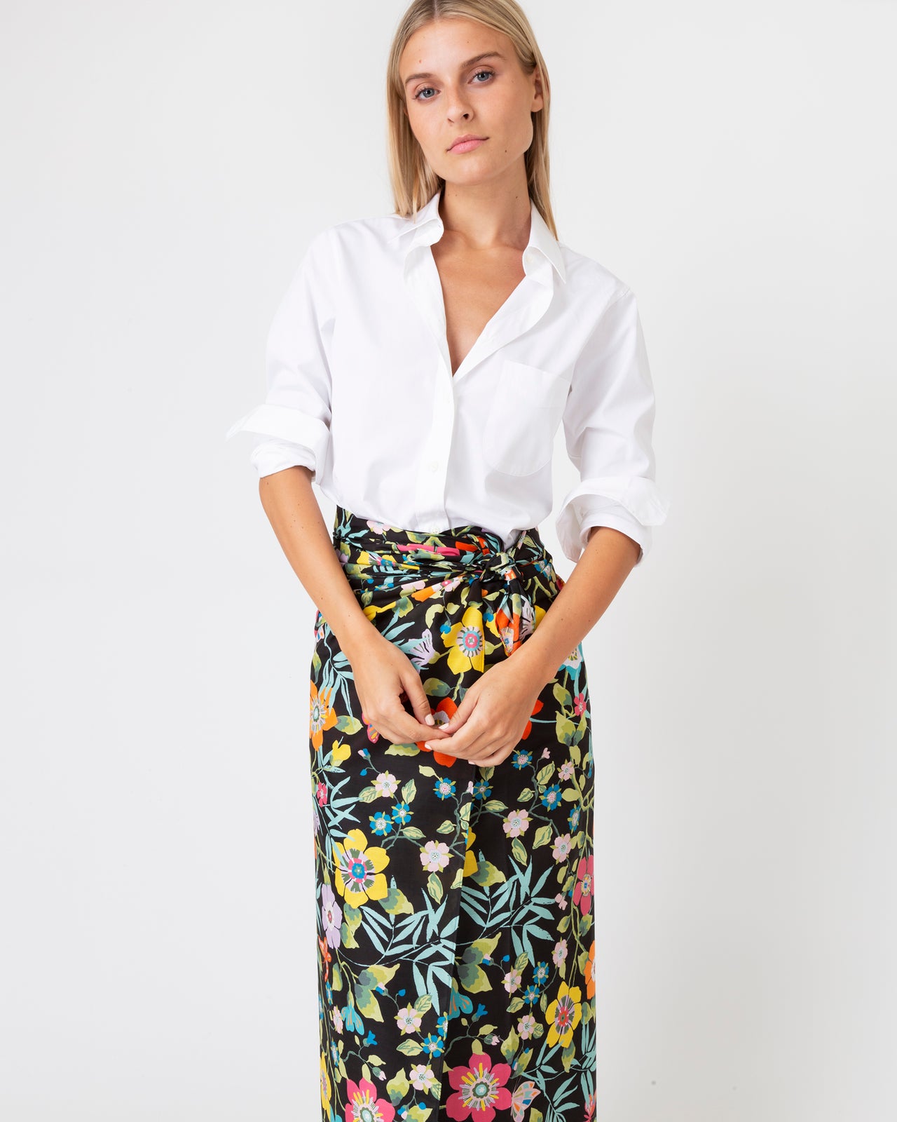 Ashley Pareo in Multi Pavilion Liberty Fabric