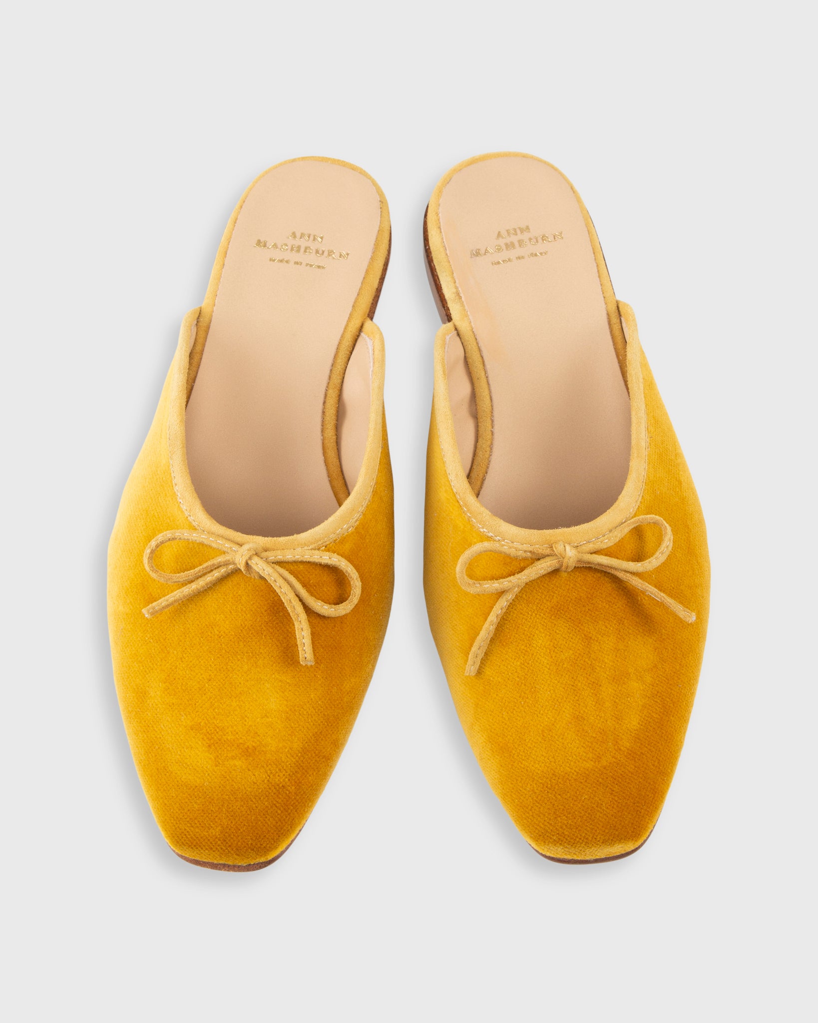 日/祝も発送 SWORD FISH FLAT MULES yello | johnross.com.br