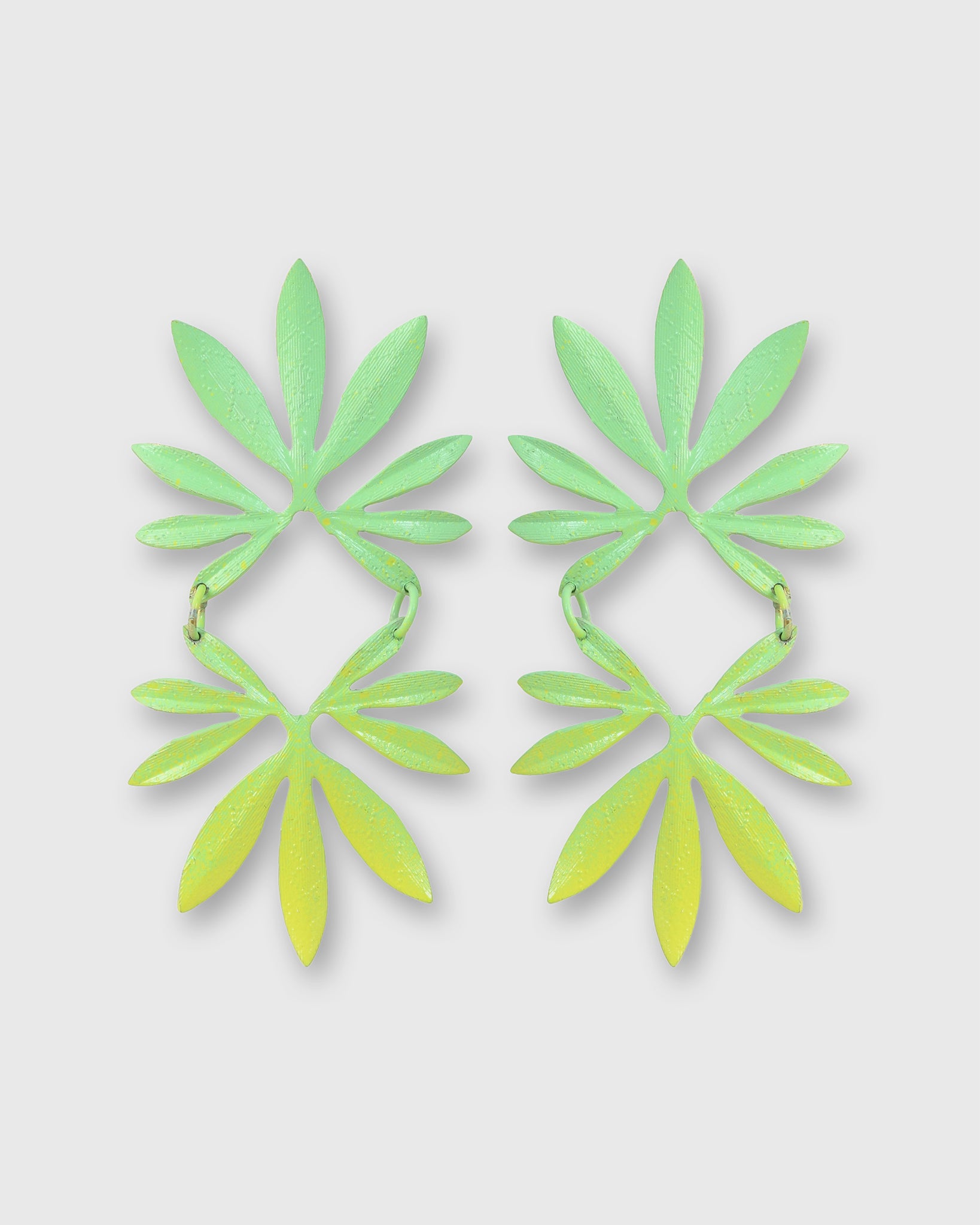 Palmier Earrings in Palm Green