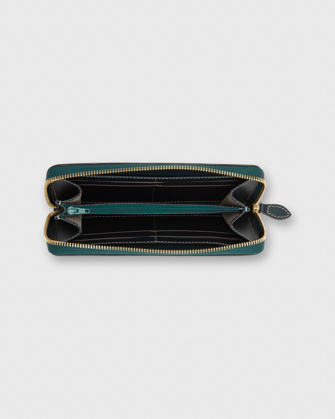Zip Wallet in Dark Green Leather