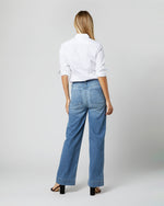 Load image into Gallery viewer, Column Patch Pocket Jean in 7-Year Indigo Stretch Denim
