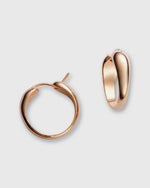 Load image into Gallery viewer, Small Hoop Earrings in Gold-Plated Brass
